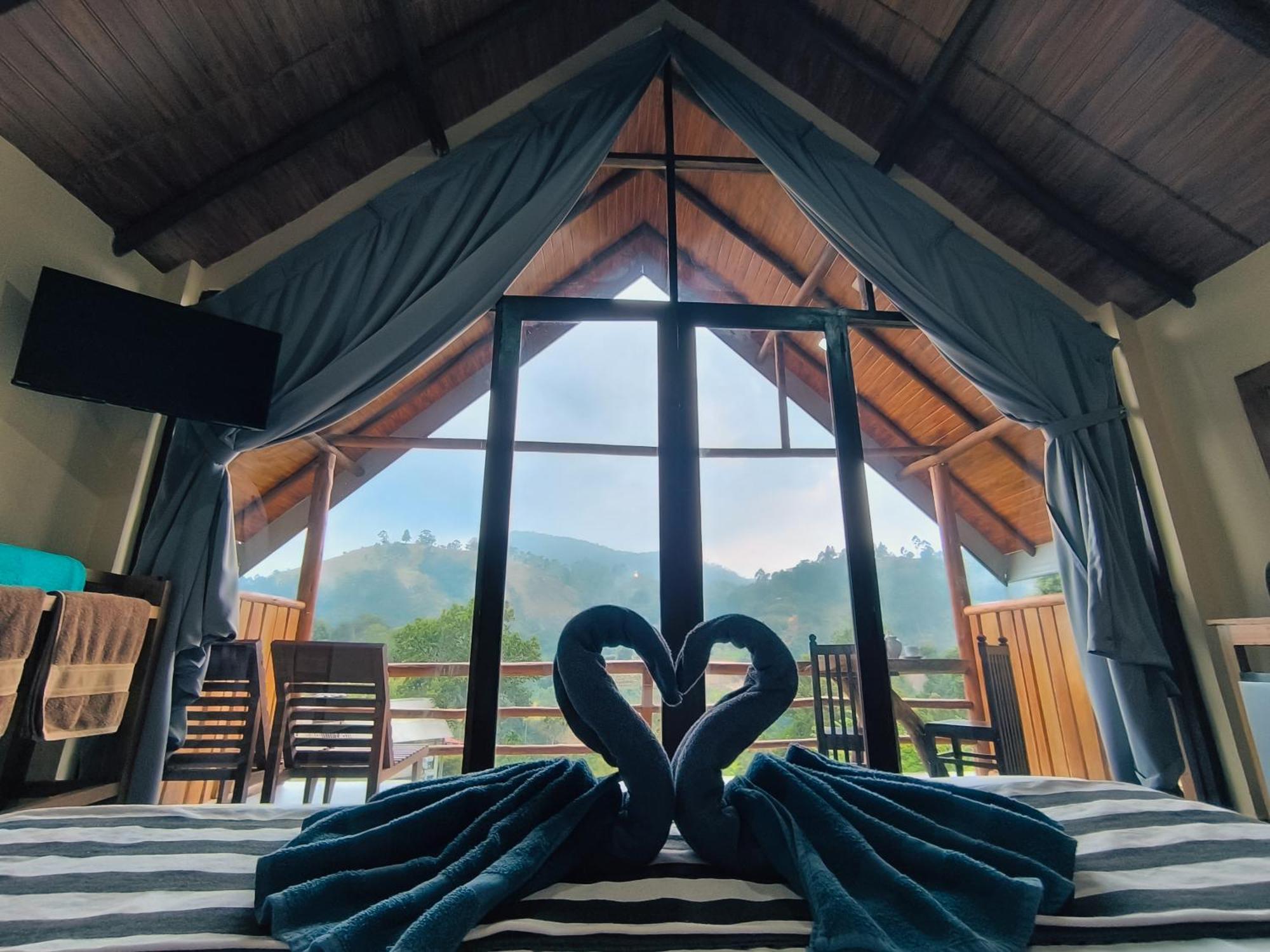 Ella Lovers View Cabins Exteriér fotografie